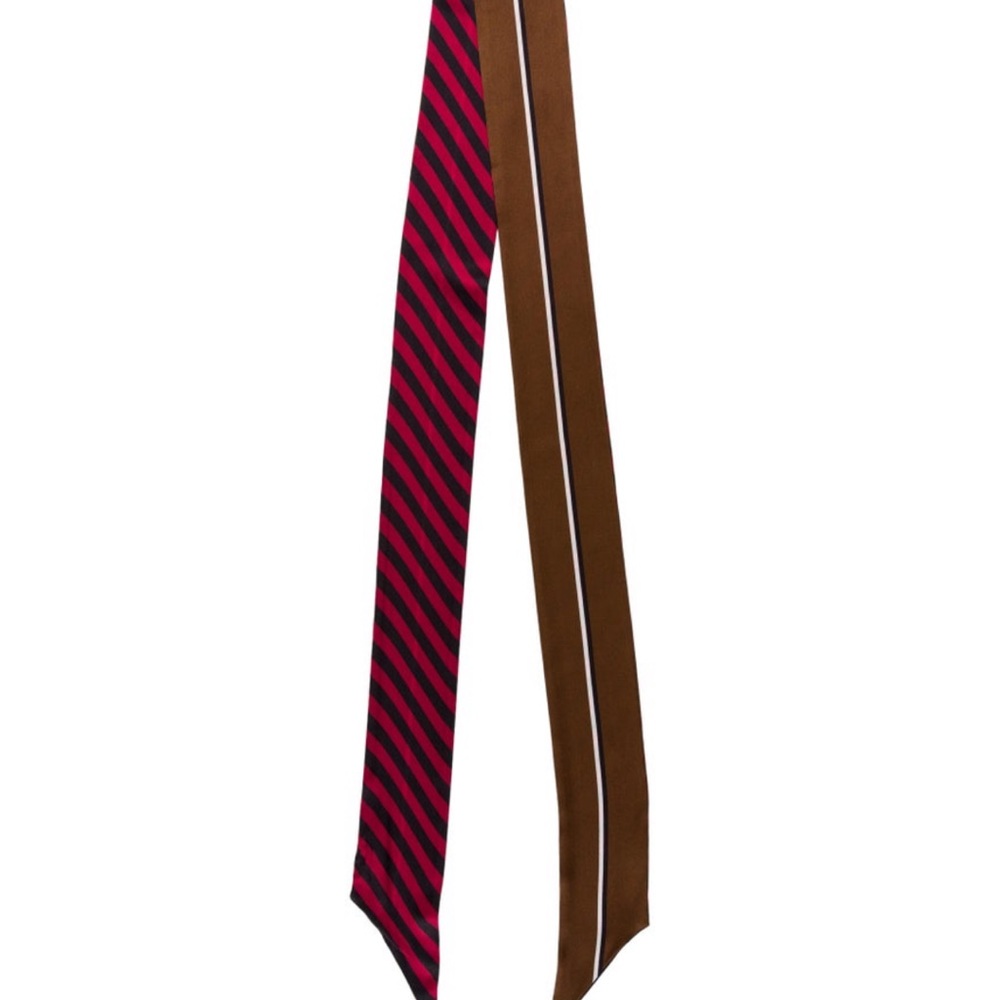 FENDI 100% Silk “Wrappy”  Pequín Scarf